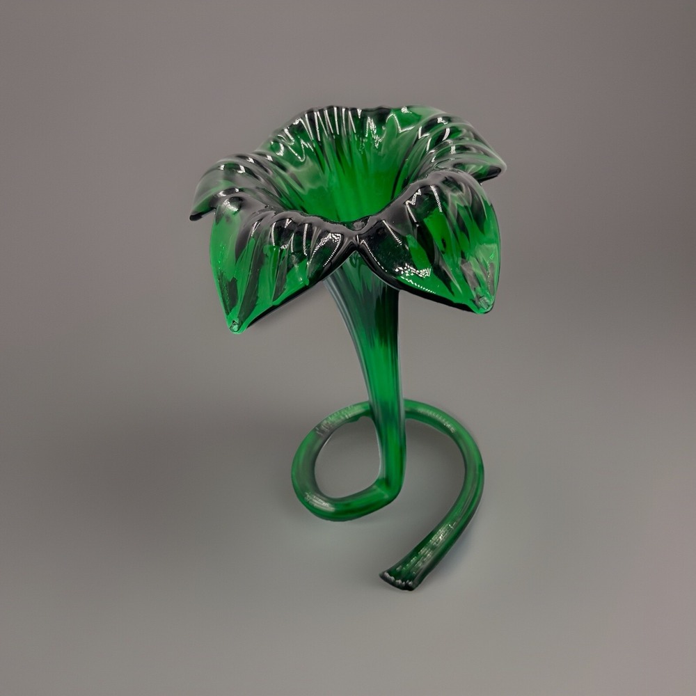 Mcm Hand blown Murano‎ Style Green Lilly Vase - Picture 5 of 9